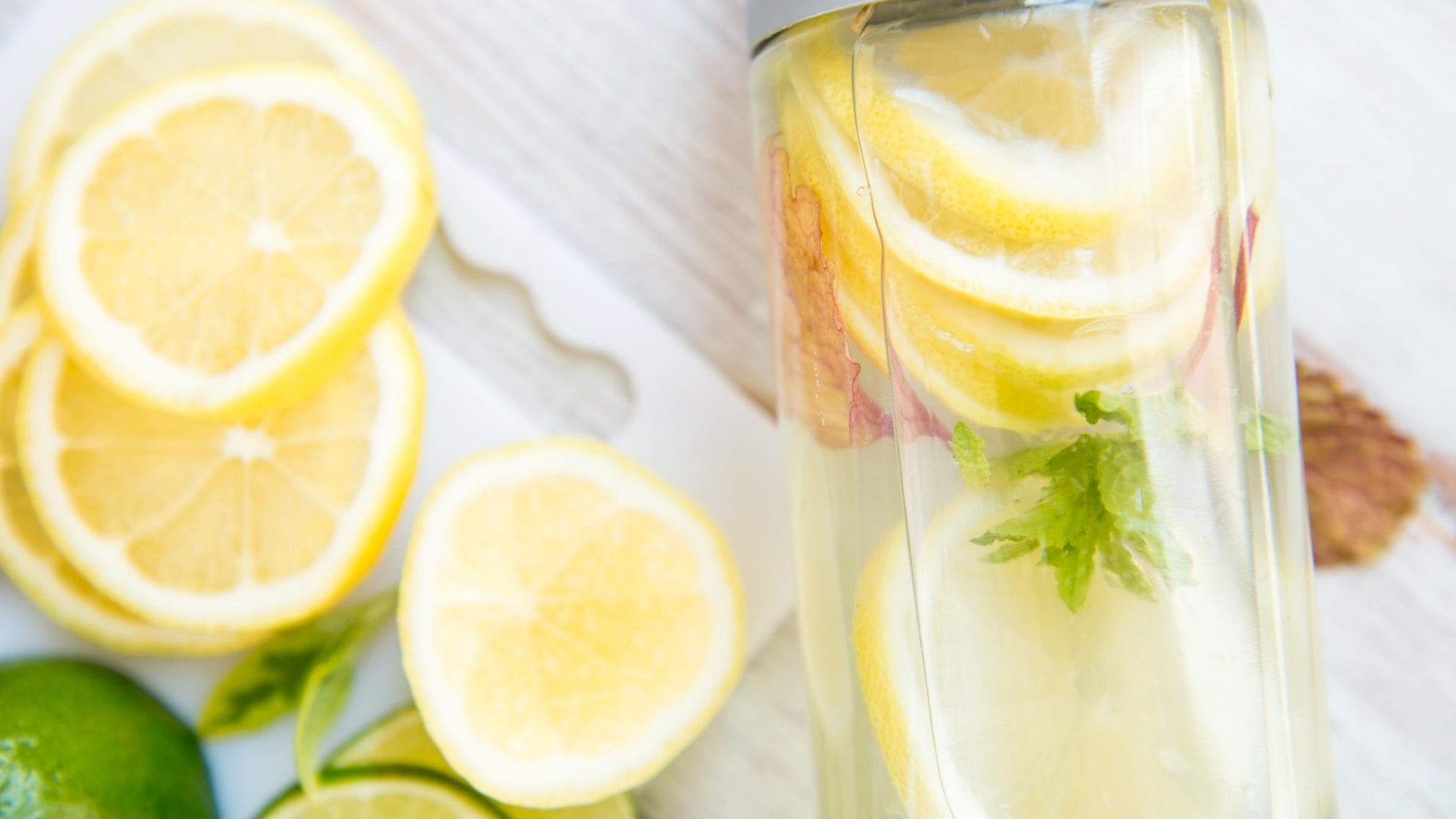 Healthy Hydration Tips to Support Your Skin and Body